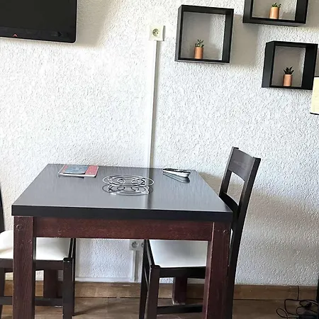 Climatise Avec Piscine, Balcon Et Parking, Proche Et Centre - Saint-florent - Fr-1-650-35 Апартаменты Сен-Флоран